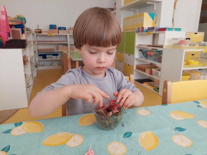 zwyczaje wielkanocne z różnych stron świata.